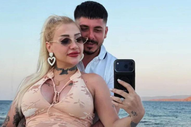 Social media influencers Cansum Kaya and Sinan Kaya have been detained.