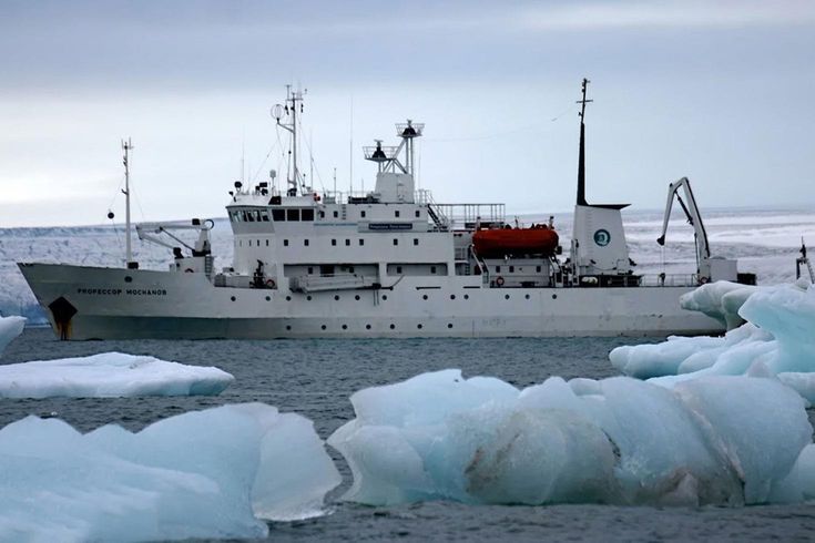 Ukraine asked, Norway seized a Russian ship.