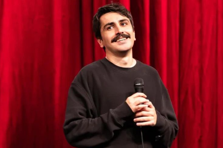 Witty prison message from Deniz Göktaş