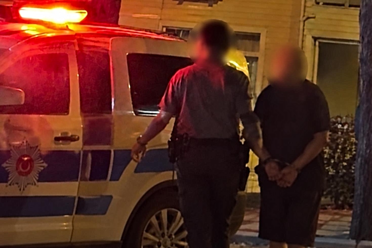Bir il bu skandalı konuşuyor! İş insanı, 18 yaşından küçük 2 erkek çocukla otelde basıldı