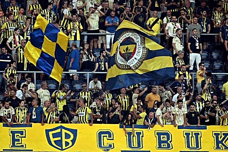 Fenerbahçe-Roma maçı için karaborsa bilet satan 5 şüpheli gözaltına alındı