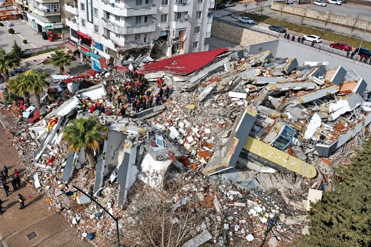 Ezgi Apartmanı davasında 12. duruşma görülüyor, yakınlar 35 kişi için adalet istiyor