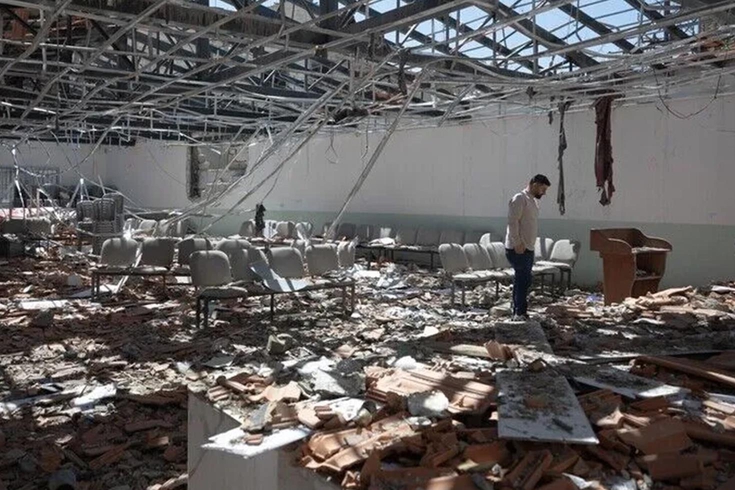 İsrail ordusu ateşkese rağmen Lübnan'ın güneyinde bir okulu patlayıcılarla yerle bir etti