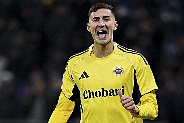 Fenerbahçe'de Mert Müldür kararı