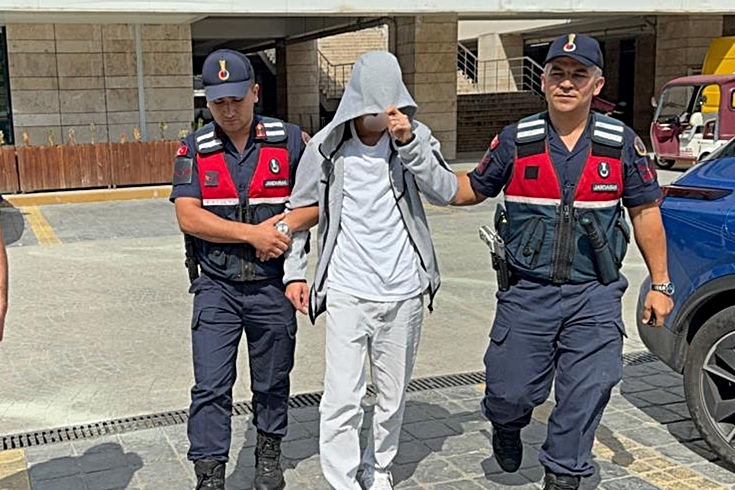 Henüz 16 yaşında! Evinden çıkanlar cezaevine soktu