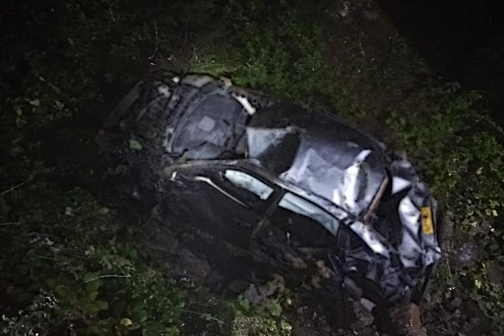 Mersin'de otomobil uçuruma yuvarlandı: 2 ölü, 1 yaralı