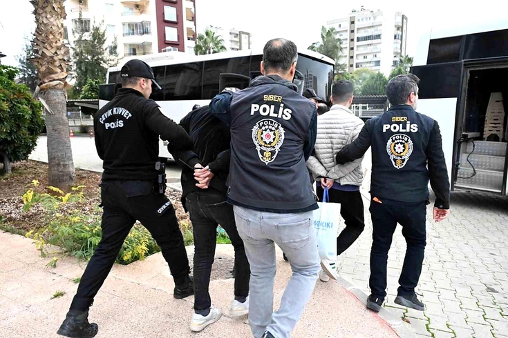 Mersin'de yasa dışı bahis operasyonunda 42 şüpheli gözaltına alındı