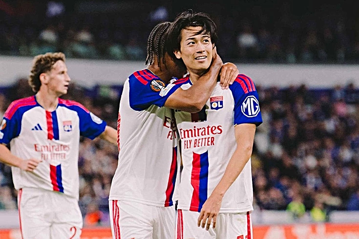 Fenerbahçe'ye elenen Lyon, Avrupa Ligi'ne galibiyetle başladı