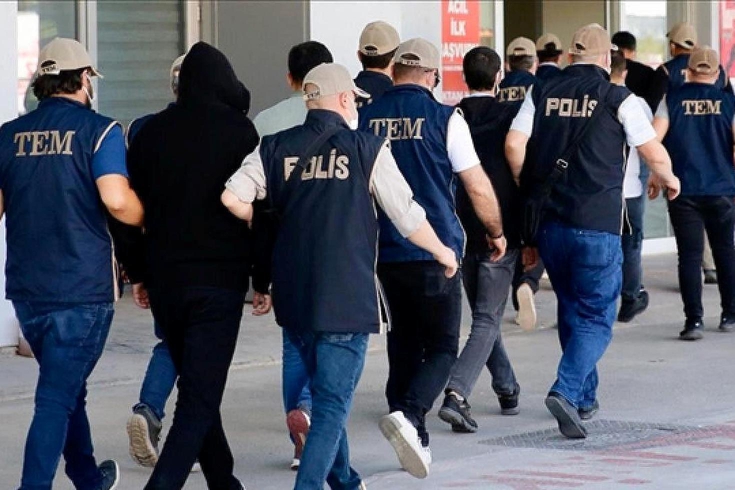 FETÖ'nün güncel yapılanması soruşturmasında 3 zanlı yakalandı