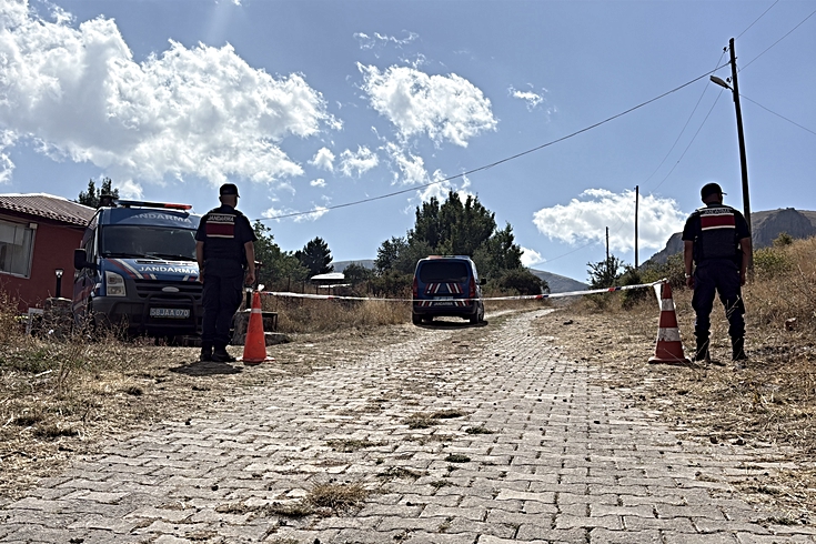 Sivas'ta kayıp Büşra bebek soruşturmasında yeni gözaltı! Kardeşlerinin 'çadırdan alıp götürdü' dediği kişi yakalandı