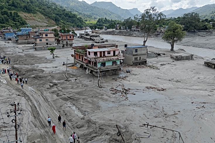 Nepal'deki sel felaketinde bilanço ağırlaşıyor! Can kaybı 1410'a çıktı, 6 bin 145 kişi hala kayıp