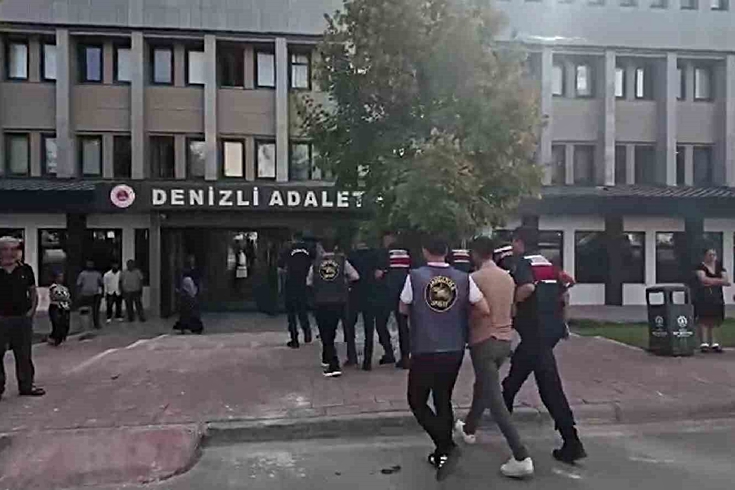 Denizli'de 3 milyonluk hırsızlığın şüphelileri yakalandı! Adliye önünde ailelerinden ağır tepki gördüler