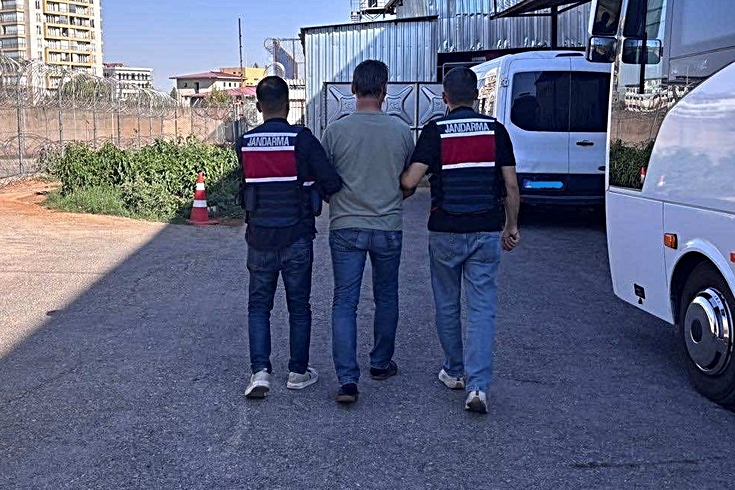Sosyal medyada müstehcen görüntüler paylaşmıştı! Gaziantep'te yakalanan şüphelinin evinden dijital materyal çıktı