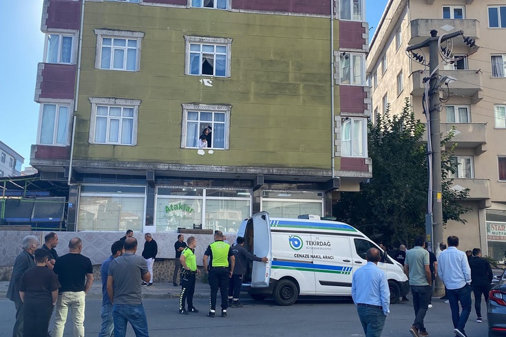 Tekirdağ'da 80 yaşındaki adam eşini bıçakladı! İddiaya göre sabaha kadar başında bekledi
