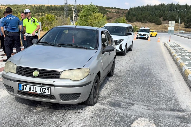 Taksiciler uygulamadan korsan taksi çağırıp tuzak kurdu! Ceza yiyen tek kişi sürücü olmadı