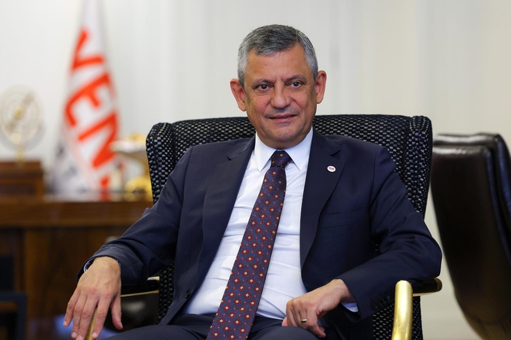 Mansur Yavaş'ın istifasının ardından Özgür Özel'den ilk açıklama