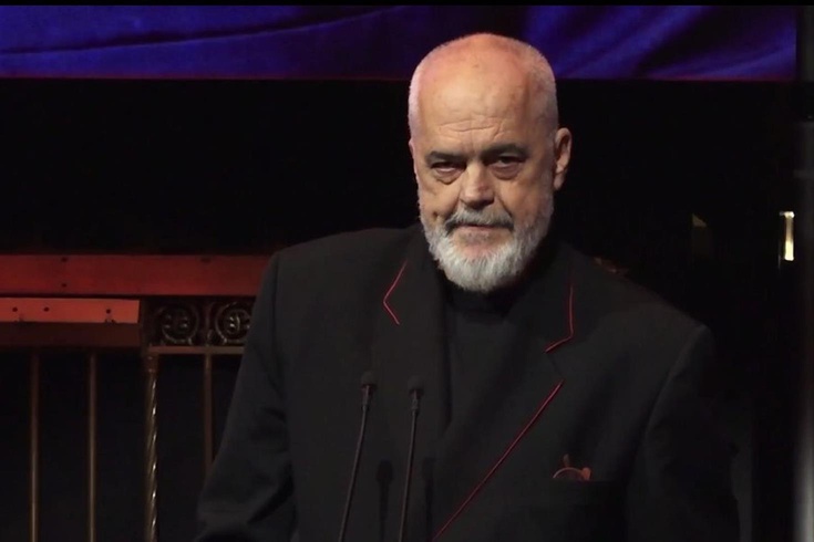 Arnavutluk Başbakanı Edi Rama'ya New York'ta yumurtalı protesto