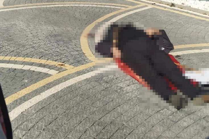 AYM önündeki eylemde acı olay! Emekli polis Geçinemiyorum diyerek...