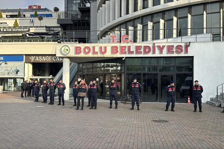Savcı Tanju Özcan için 217 yıla kadar hapis istedi! Mütalaada marketlerden 8,7 milyon liralık menfaat iddiası