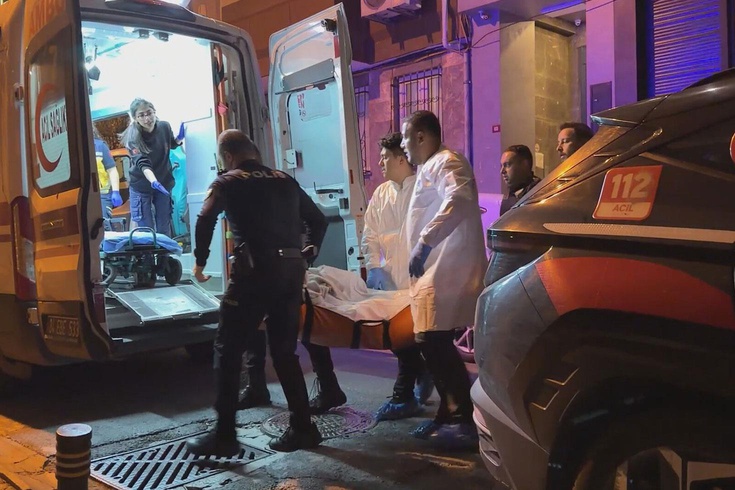 Şişli’de bir hafta önce sevgilisinden ayrılan 25 yaşındaki genç, yatağında ölü bulundu
