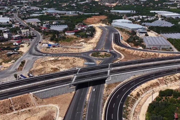 Ulaştırma Bakanı Abdulkadir Uraloğlu: 2,5 saatlik yol 18 dakikaya düşecek