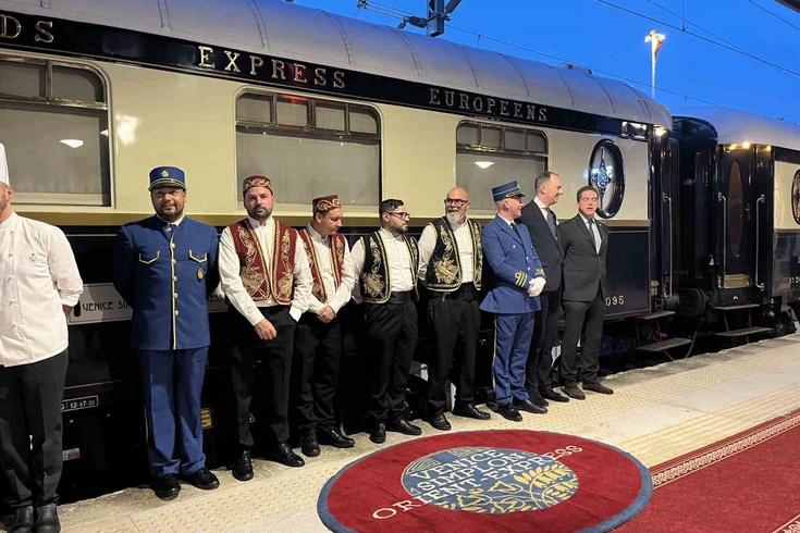Agatha Christie'nin romanına ilham veren Orient Express İstanbul'da! 5 günlük yolculuk Bakırköy'de sona erdi