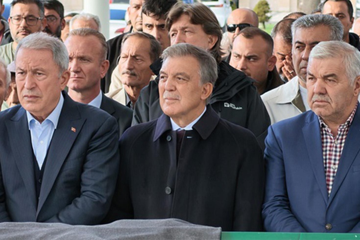 Abdullah Gül'ün acı günü! Amcası Mustafa Gül son yolculuğuna uğurlandı