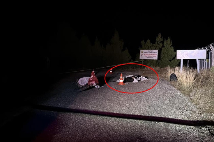 Kızıyla görüşen genci 13 bıçak darbesiyle öldürdü