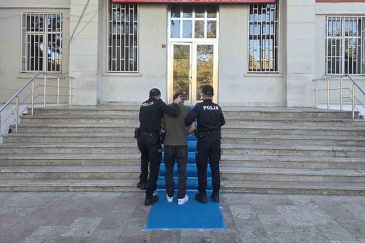 2 saat kaçabildi! Bir kişiyi öldüren şüpheli restoranda yakalandı