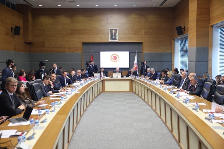 Yabancı konaklama sitelerine izin belgesi şartı! Komisyon yüzde 17'yi geçemeyecek, başvurmayana erişim engeli