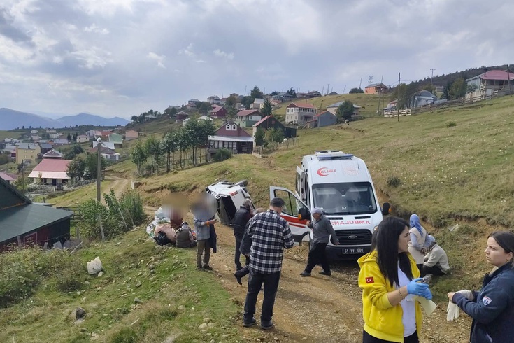 Sis Dağı'nda Kamyonet Kazası