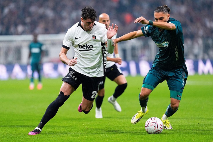 Penalty reaction from Emir Ortakaya: It was ignored