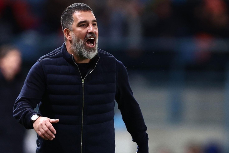 ادعاء طغى على اليوم! وصل أردا توران إلى إسطنبول، وسيجري محادثات مع الاتحاد التركي لكرة القدم.