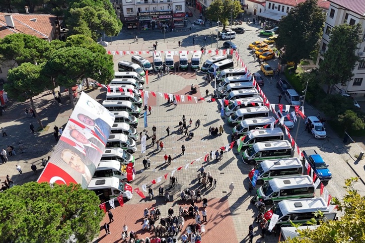 Ünye'de toplu taşıma filosu yenilendi