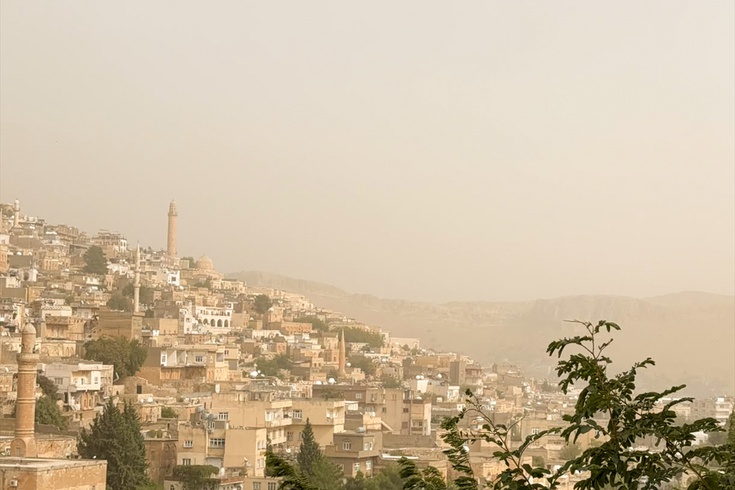 Mardin'de toz bulutu yaşamı olumsuz etkiledi