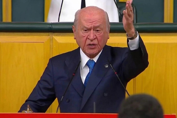 Bahçeli'den Türk gençlerine Fransa mesajı: Heveslenmeyin, Türkiye’ye sahip çıkın
