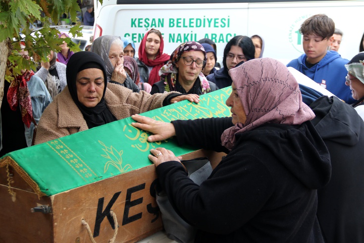 Kanseri yenmişti! Annesinin çağrısıyla anne sütü gönderilen İsmet Polat Kaşıkçı 30 yaşında hayatını kaybetti