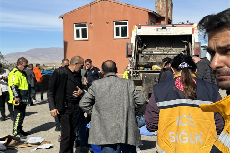 Güncel: Erzurum'da çöp kamyonu sürücüsü tutuklandı: İşte detaylar