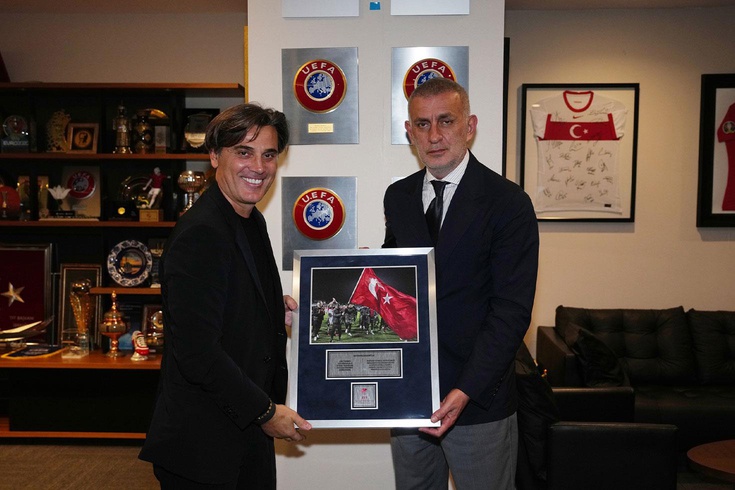 İbrahim Hacıosmanoğlu, Montella ile vedalaştı! Dikkat çeken hediye