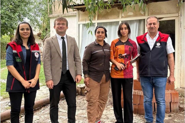 Cizre'de kadın çiftçiye Dünya Çiftçi Kadınlar Günü ziyareti