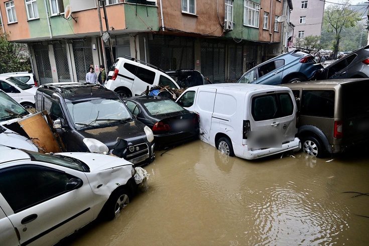 Kaskosu olmayanlar üzülmesin! Sel hasarı için tazminat yolu