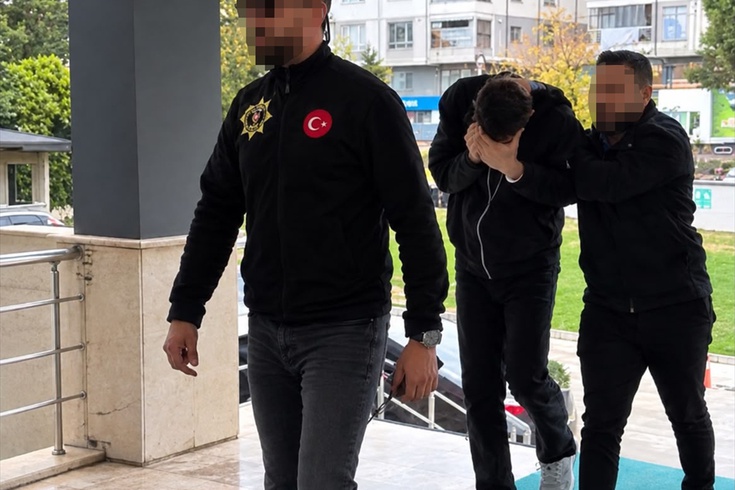 Konya Seydişehir'de uyuşturucu operasyonunda 3 zanlıdan 1'i tutuklandı