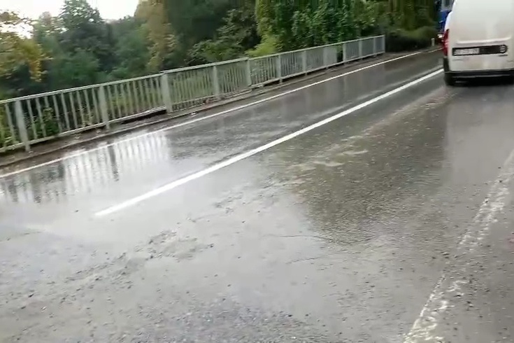 Sapanca'da köprüde çökme: Sapanca-İzmit kara yolu trafiğe kapatıldı