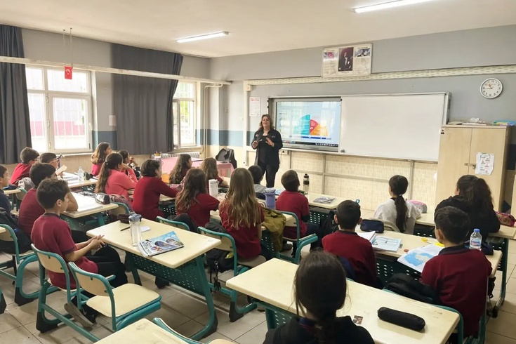 Aydın'da öğrencilere afet farkındalık eğitimi ve tahliye tatbikatı yapıldı