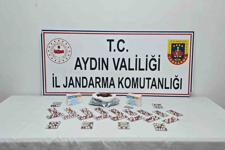Aydın Kuşadası'nda ev aramasında 250 gram esrar ve 1.064 sentetik ecza ele geçirildi
