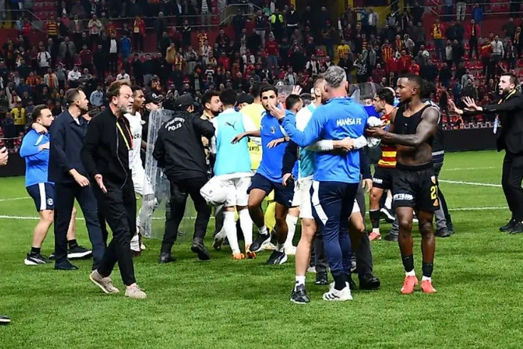 Kayserispor'a Manisa FK Maçındaki Olaylar Nedeniyle 140 Bin TL Ceza Verildi