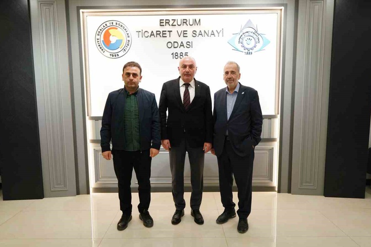 Lila Kağıt Yönetim Kurulu Başkanı Öğücü, ETSO Başkanı Özakalın'ı ziyaret etti