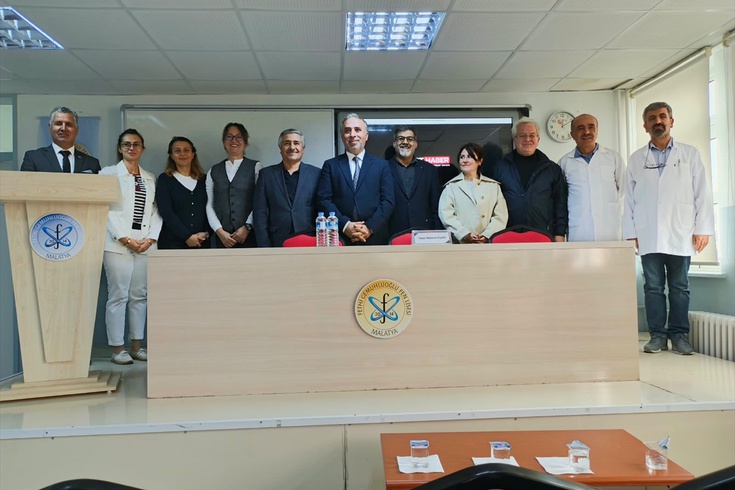Mahmut Bıyıklı'dan Malatya'da öğrencilerle söyleşi