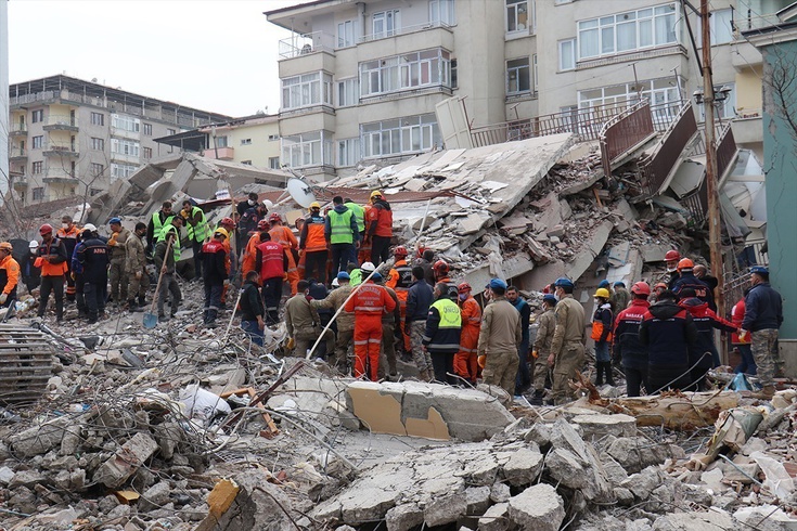 Malatya yıkım soruşturmasında eski Vali Yardımcısı'nın ağabeyi için yakalama kararı