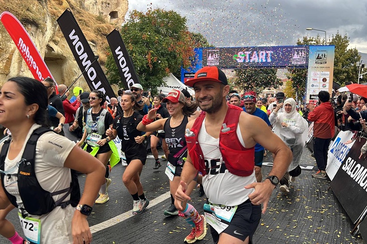 Kapadokya Ultra Trail 14K'da Sapronenkova ve Can Ayaz zirvede